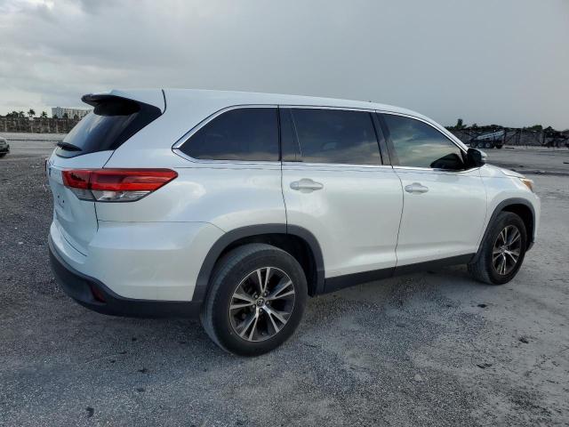 Photo 3 from auction – 2019 TOYOTA HIGHLANDER with VIN 5TDZARFH1KS048516