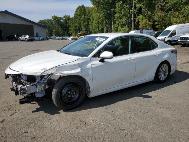 Photo 1 from auction – 2022 TOYOTA CAMRY LE with VIN 4T1C11AK2NU688210