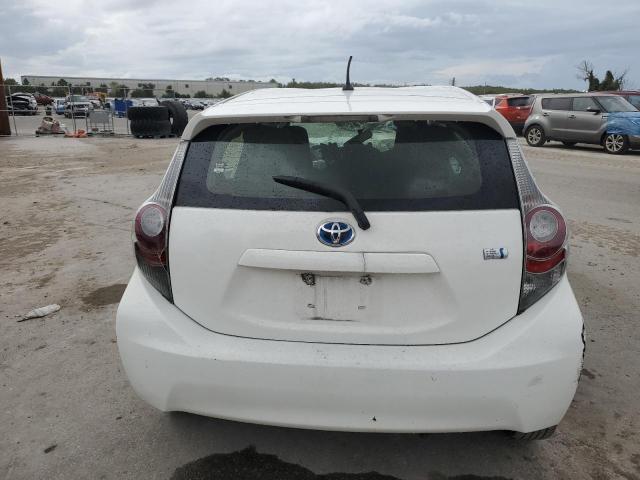 Photo 6 from auction – 2013 TOYOTA PRIUS C with VIN JTDKDTB38D1529895