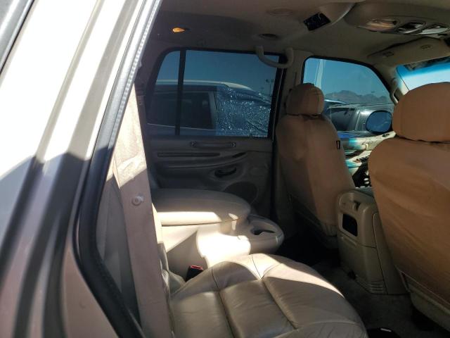 Photo 11 from auction – 2000 LINCOLN NAVIGATOR with VIN 5LMFU28A6YLJ18564
