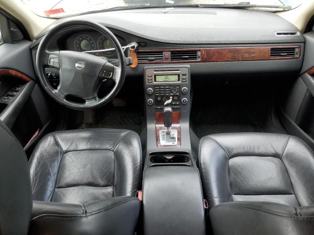 Photo 8 from auction – 2008 VOLVO V70 3.2 with VIN YV1BW982X81050423