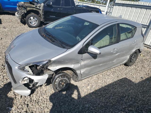 TOYOTA PRIUS C 2015 with VIN JTDKDTB36F1582355 - Photo from auction