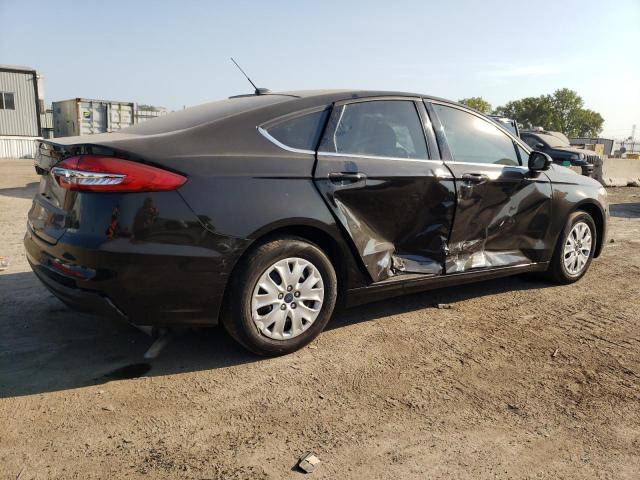 Photo 3 from auction – 2019 FORD FUSION S with VIN 3FA6P0G71KR281579