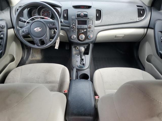 Zdjęcie 8 z aukcji – 2010 KIA FORTE EX z VIN KNAFU4A29A5837708