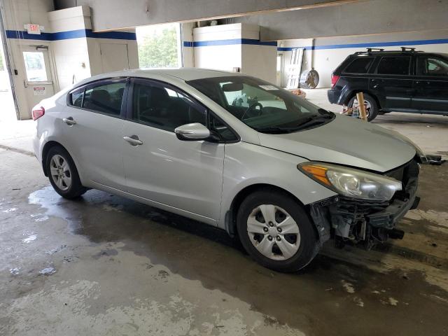 Photo 4 from auction – 2015 KIA FORTE LX with VIN KNAFX4A60F5370552
