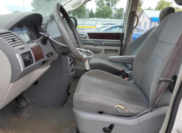 Photo 7 from auction – 2010 CHRYSLER TOWN & COU with VIN 2A4RR5D12AR183156