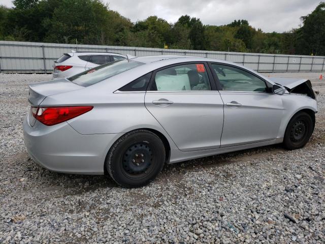 Photo 3 from auction – 2012 HYUNDAI SONATA GLS with VIN 5NPEB4AC4CH335138