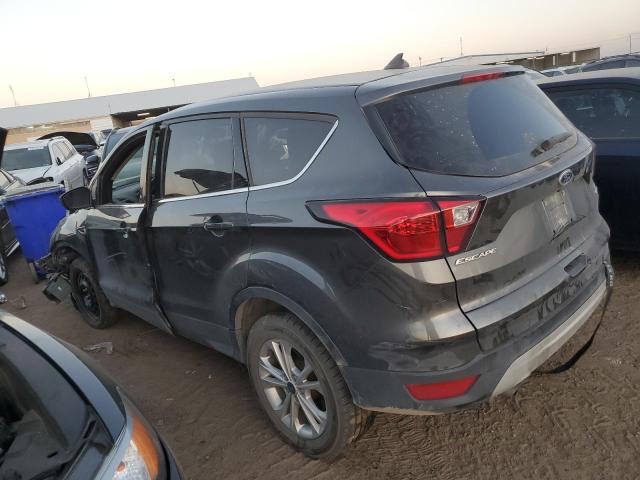 Photo 2 from auction – 2019 FORD ESCAPE SE with VIN 1FMCU9GD1KUB32741