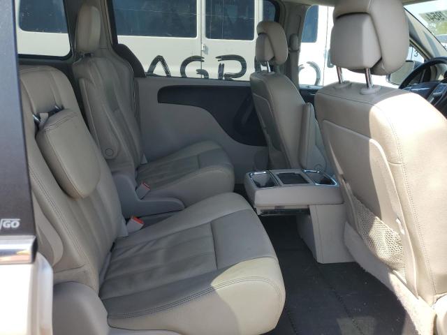 Photo 11 from auction – 2013 CHRYSLER TOWN & COU with VIN 2C4RC1BG0DR518040