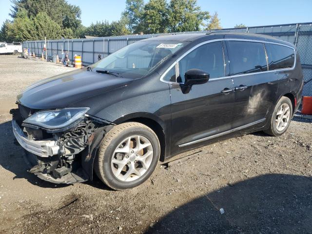 CHRYSLER PACIFICA T 2017 with VIN 2C4RC1BG1HR512866 - Photo from auction