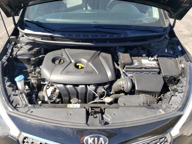 Photo 11 from auction – 2016 KIA FORTE LX with VIN KNAFX4A69G5497527