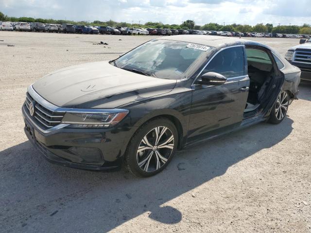 VOLKSWAGEN PASSAT SE 2022 with VIN 1VWSA7A33NC001007 - Photo from auction