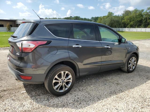 Photo 3 from auction – 2017 FORD ESCAPE SE with VIN 1FMCU0G97HUC53032