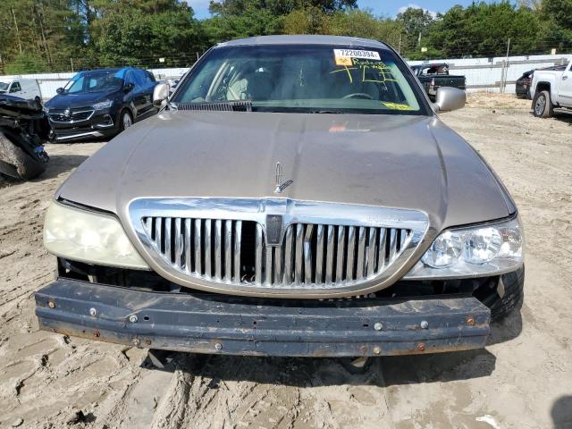 Photo 5 from auction – 2003 LINCOLN TOWN CAR E with VIN 1LNHM81W43Y704017