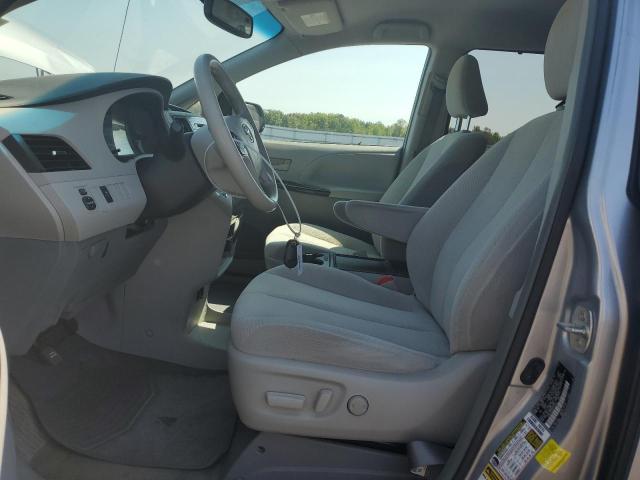 Photo 7 from auction – 2014 TOYOTA SIENNA LE with VIN 5TDKK3DC2ES414233