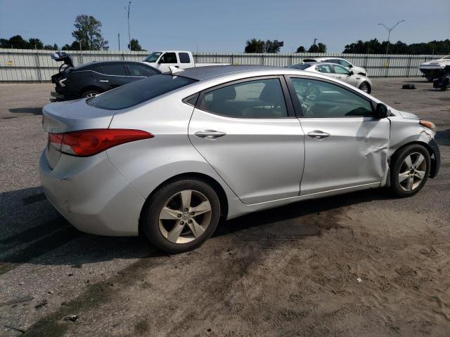 Photo 3 from auction – 2013 HYUNDAI ELANTRA GL with VIN KMHDH4AEXDU597471