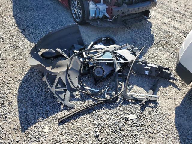 Photo 13 from auction – 2015 CHEVROLET VOLT with VIN 1G1RB6E46FU121951
