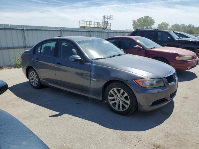 Photo 4 from auction – 2006 BMW 325 XI with VIN WBAVD13516KV06163