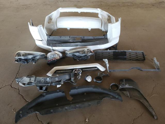 Photo 12 from auction – 2020 TOYOTA 4RUNNER SR with VIN JTEBU5JR4L5789702