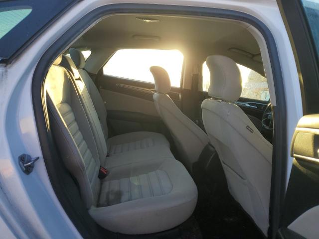 Photo 10 from auction – 2017 FORD FUSION S with VIN 3FA6P0G70HR103266