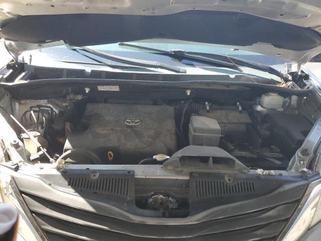 Photo 11 from auction – 2012 TOYOTA SIENNA XLE with VIN 5TDYK3DC4CS221797