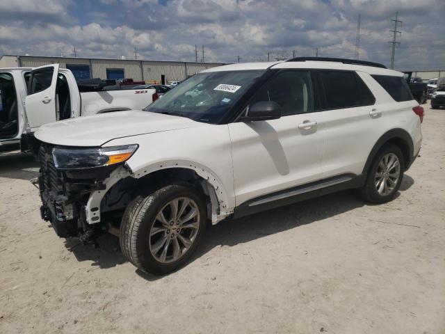 FORD EXPLORER X 2022 with VIN 1FMSK7DH5NGA19102 - Photo from auction