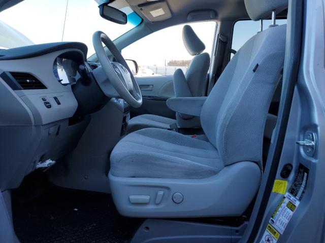 Photo 7 from auction – 2012 TOYOTA SIENNA with VIN 5TDJK3DC8CS043006