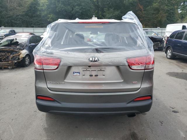 Photo 6 from auction – 2016 KIA SORENTO LX with VIN 5XYPG4A35GG061634