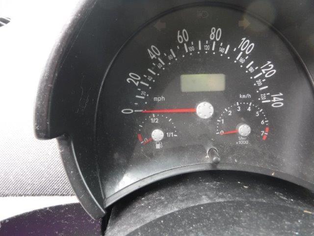 Photo 9 from auction – 2000 VOLKSWAGEN NEW BEETLE with VIN 3VWBA21C4YM498476
