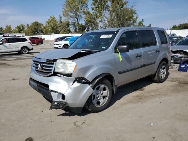 HONDA PILOT LX 2015 with VIN 5FNYF4H27FB032713 - Photo from auction