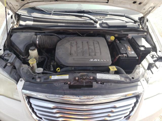 Photo 12 from auction – 2011 CHRYSLER TOWN & COU with VIN 2A4RR5DG9BR665547