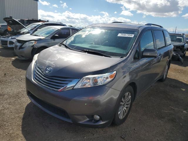 TOYOTA SIENNA XLE 2016 with VIN 5TDYK3DC9GS701761 - Photo from auction