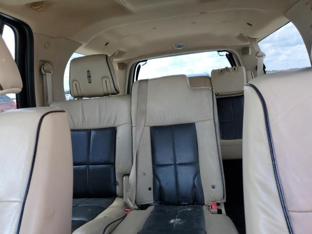 Photo 10 from auction – 2010 LINCOLN NAVIGATOR with VIN 5LMJJ3H50AEJ06643