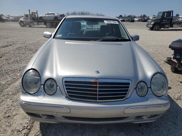 صورة رقم 5 من المزاد - 2001 MERCEDES-BENZ E 320 مع VIN WDBJF65J91B206428