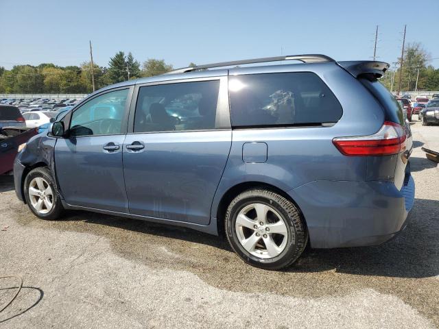 Photo 2 from auction – 2017 TOYOTA SIENNA LE with VIN 5TDKZ3DC7HS858773