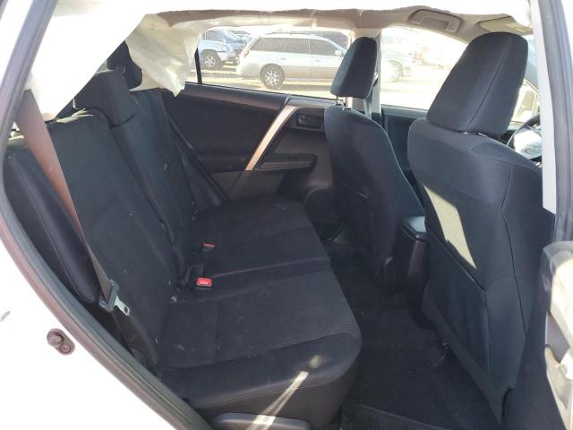 Photo 10 from auction – 2015 TOYOTA RAV4 LE with VIN JTMBFREVXFD132961