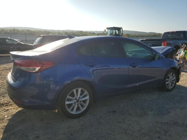 Снимка 3 от търг – 2017 KIA FORTE LX с VIN 3KPFL4A79HE039077