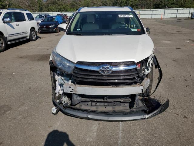 Photo 5 from auction – 2015 TOYOTA HIGHLANDER with VIN 5TDYKRFHXFS087765