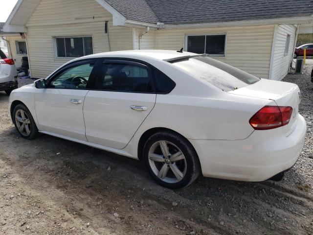 Photo 2 from auction – 2015 VOLKSWAGEN PASSAT S with VIN 1VWAT7A31FC011882