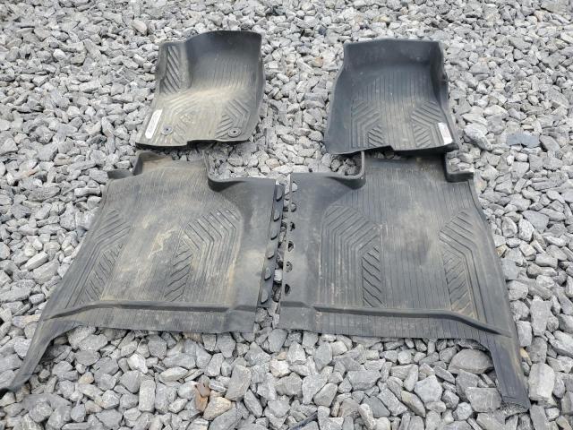 Photo 12 from auction – 2022 CHEVROLET SILVERADO with VIN 1GCUDGETXNZ509047