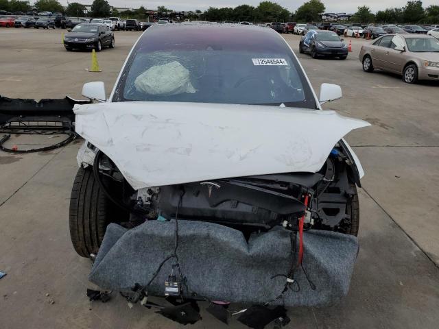 Photo 5 from auction – 2016 TESLA MODEL X with VIN 5YJXCAE43GF003672