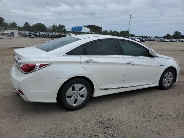 Photo 3 from auction – 2012 HYUNDAI SONATA HYB with VIN KMHEC4A47CA044321