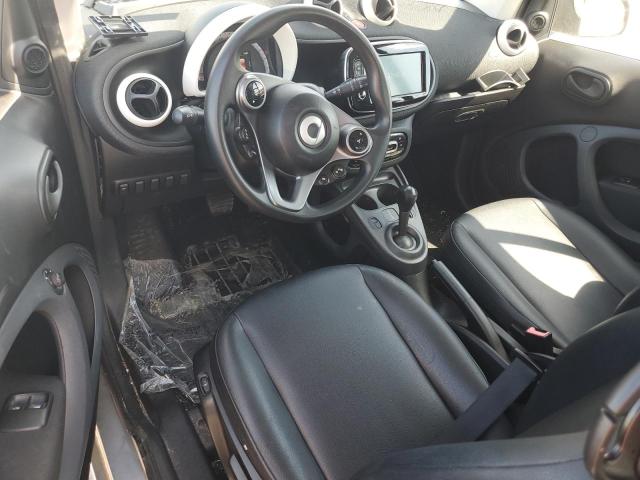 Photo 8 from auction – 2016 SMART FORTWO with VIN WMEFJ5DA3GK140275