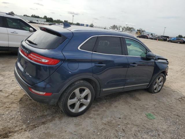 Photo 3 from auction – 2017 LINCOLN MKC PREMIE with VIN 5LMCJ1D97HUL54460