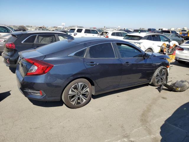 Photo 3 from auction – 2017 HONDA CIVIC EX with VIN 2HGFC1F32HH658887
