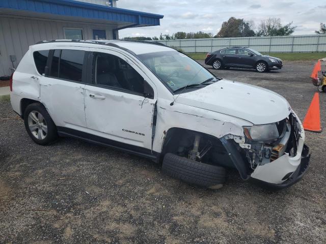 Photo 4 from auction – 2016 JEEP COMPASS LA with VIN 1C4NJDEB7GD594481