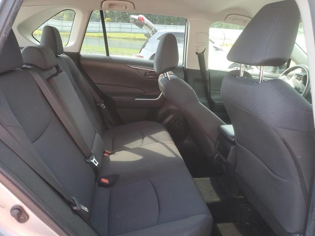 Photo 11 from auction – 2020 TOYOTA RAV4 LE with VIN JTMF1RFV5LD063476