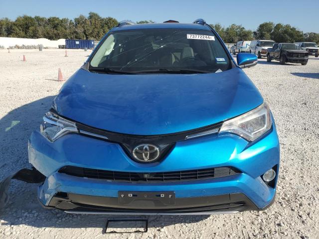 Photo 5 from auction – 2017 TOYOTA RAV4 LIMIT with VIN 2T3YFREV1HW355843