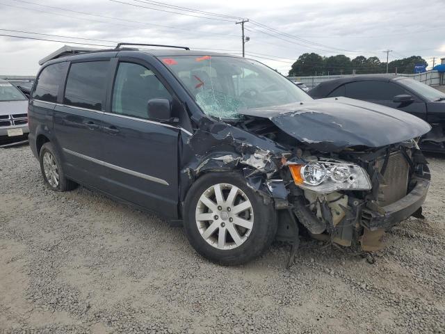 Photo 4 from auction – 2014 CHRYSLER TOWN & COU with VIN 2C4RC1BG1ER215933