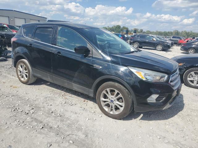 Photo 4 from auction – 2017 FORD ESCAPE SE with VIN 1FMCU0GD7HUB20582